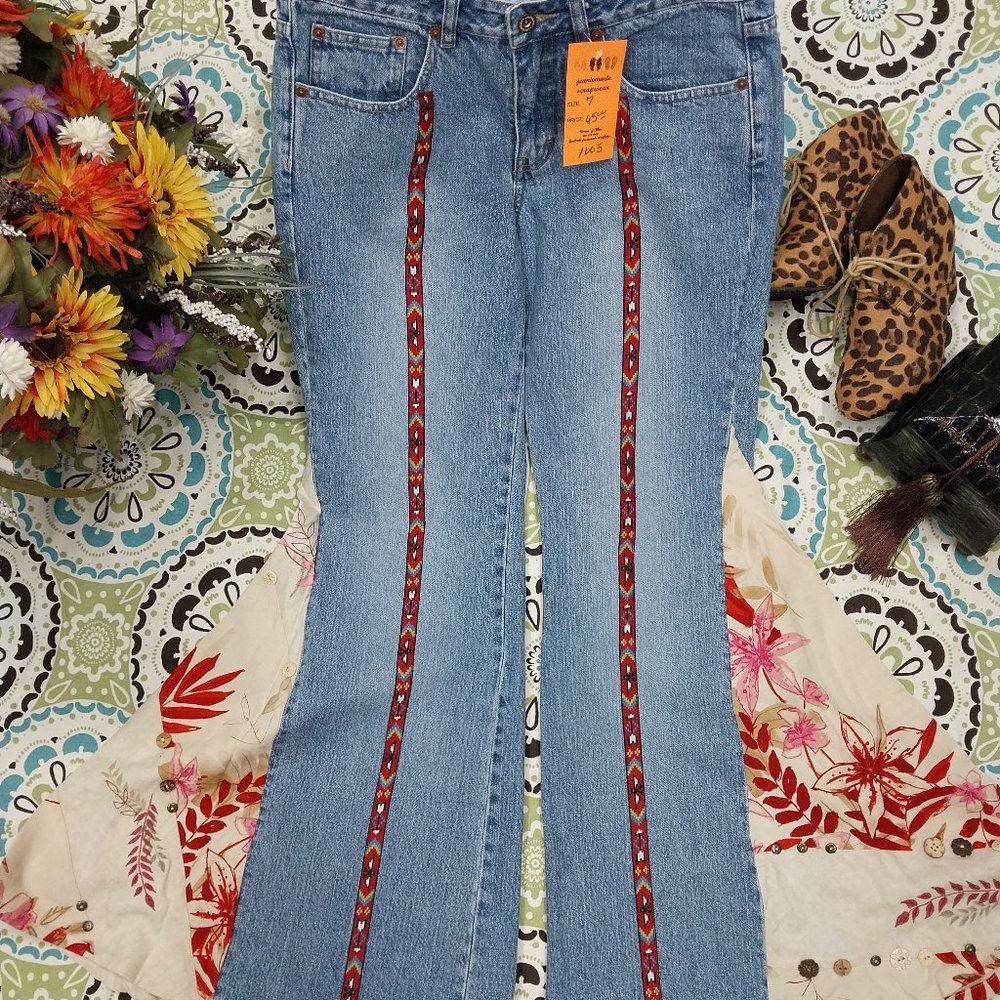 1005 Size 7j Union Bay 100% Cotton Upcycled Jeans Bell-Bottoms